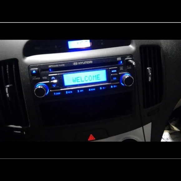Hyundai Elantra factory car stereo (2007-2010) - Picture 5 of 5